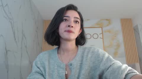 Sara  online show from October 2, 2:05 pm