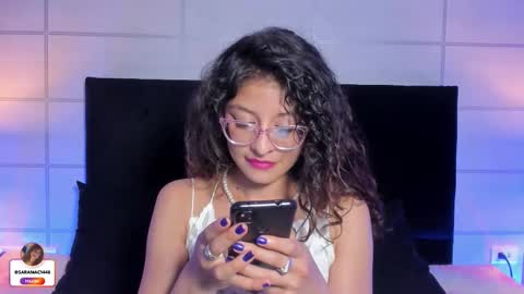 Sara  online show from October 6, 8:04 pm