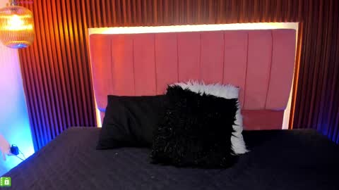 Sara  online show from February 17, 10:49 pm