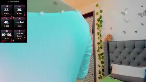 sara online show from November 5, 7:49 pm