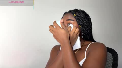 Sara online show from December 4, 5:51 am