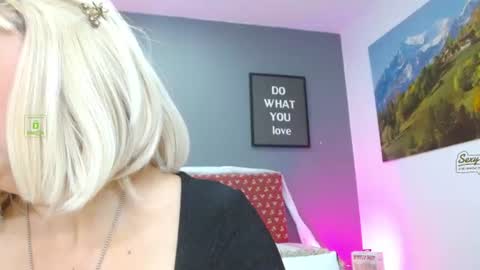 katiasupreme online show from June 23, 4:46 pm