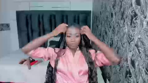 S A R A online show from September 11, 10:33 pm