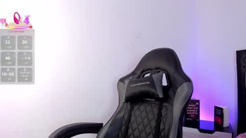 sara_roades online show from November 25, 9:57 pm