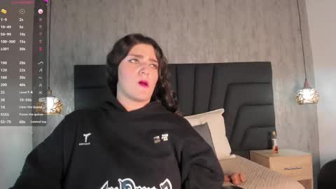  -  online show from February 17, 5:44 pm