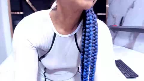 sara_tourner online show from February 27, 11:58 am