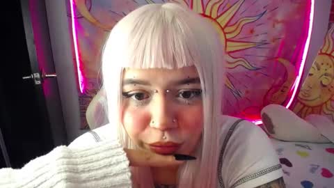  1 online show from November 14, 4:14 am