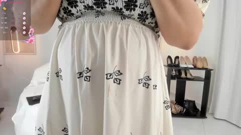 Saraa Gomez online show from March 8, 11:36 am