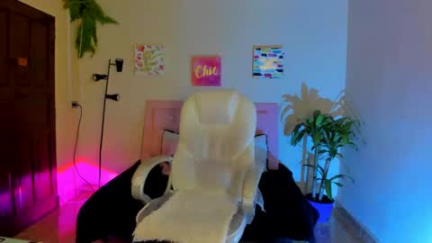 Snapshot of saraa_ramirez chatting on February 17, 11:34 am Sarah Ramirez online show from February 17, 11:34 am
