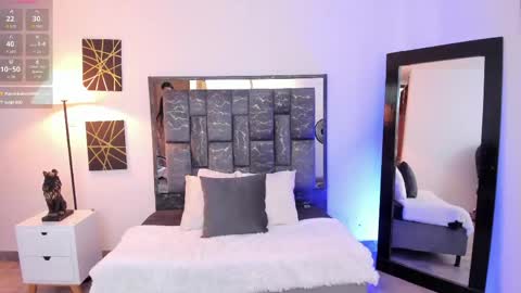 saraa_stormy online show from June 6, 6:25 pm