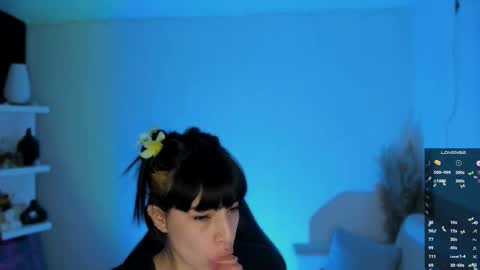 Sara online show from December 17, 11:11 pm