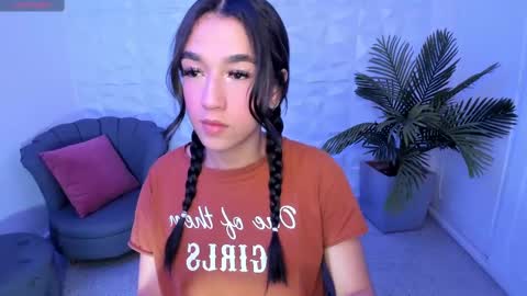 Sara online show from February 17, 7:12 pm