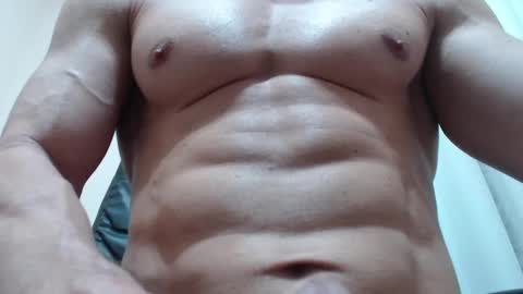 saradorj92 online show from October 5, 6:11 am