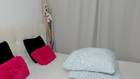 Sara online show from August 2, 5:09 am