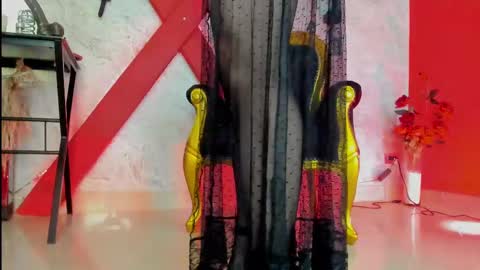 Sara Ferrera online show from February 26, 12:05 pm