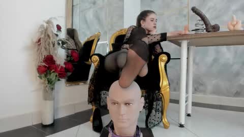 Sara Ferrera online show from September 29, 4:55 am