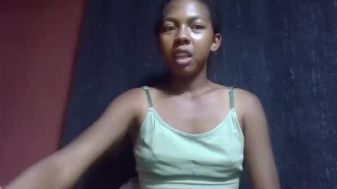 sarah146341 online show from March 12, 3:29 pm