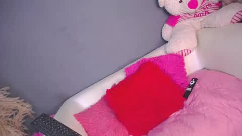 sarah_moonroe online show from November 8, 1:30 am