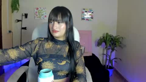 Snapshot of sarah_ramirez777 chatting on February 12, 11:29 am Sarah Ramirez online show from February 12, 11:29 am