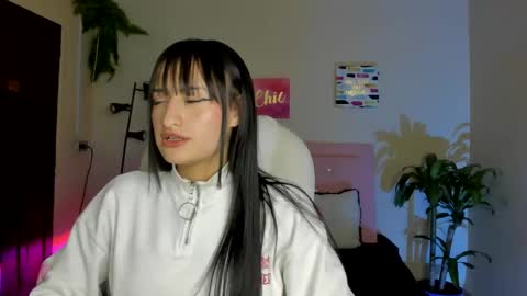 Snapshot of sarah_ramirez777 chatting on February 17, 5:44 pm Sarah Ramirez online show from February 17, 5:44 pm
