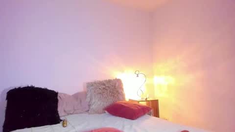 Sarah and Erik online show from October 16, 1:38 am