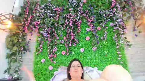 Sarah Deyvis online show from February 19, 4:17 pm