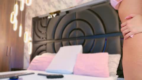 Sarah online show from September 24, 11:28 am