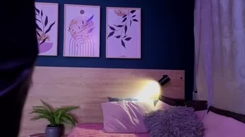 Sarah online show from February 21, 11:46 am