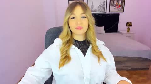 Sarah online show from January 20, 1:21 pm