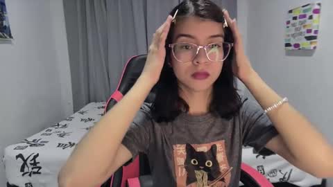 Sarah  online show from February 22, 4:09 pm