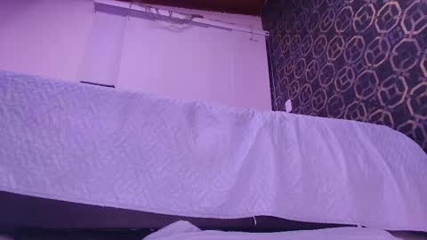 Sara  online show from September 22, 11:58 am