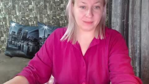 Sara online show from February 17, 10:38 pm