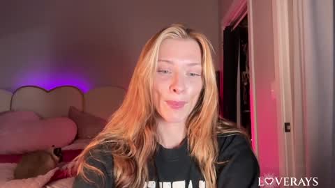 Back from Vacay  Follow for more here  online show from October 17, 4:05 am