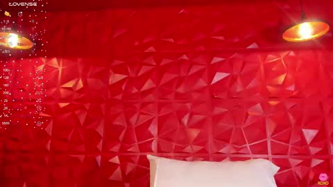 Sara   online show from September 28, 11:03 pm