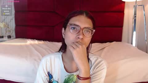Snapshot of sarasaenz_99 chatting on January 26, 1:52 am Sara online show from January 26, 1:52 am