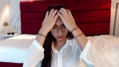 Snapshot of sarasaenz_99 chatting on January 30, 11:02 pm Sara online show from January 30, 11:02 pm