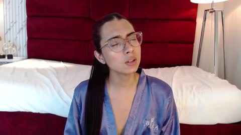 Snapshot of sarasaenz_99 chatting on January 31, 10:42 pm Sara online show from January 31, 10:42 pm