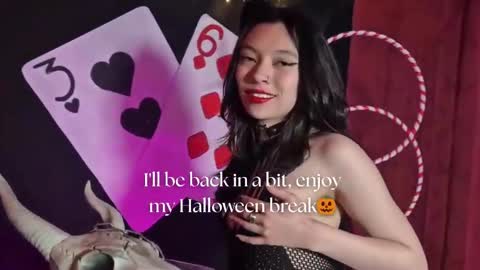   online show from October 27, 11:54 am