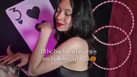   online show from October 21, 11:48 am