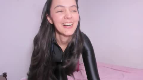 Sara   online show from October 15, 9:37 pm