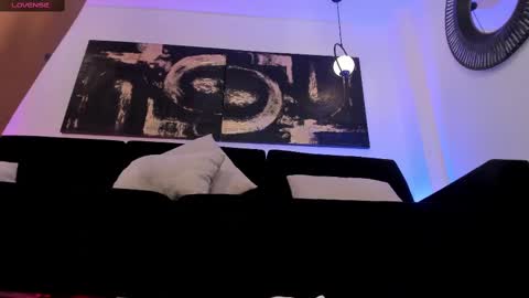 Sara Winstone online show from February 14, 10:58 pm