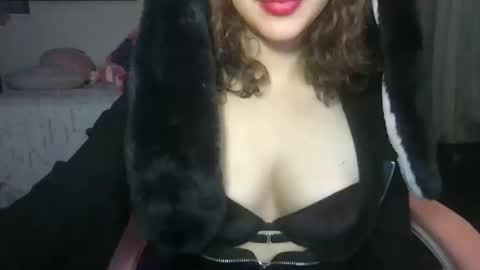 saraxcxo online show from October 14, 6:16 am