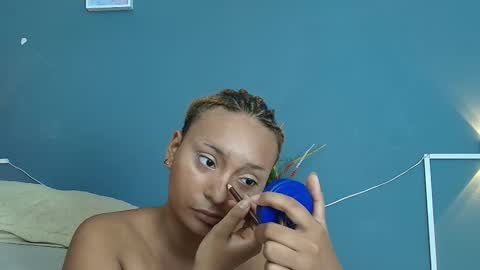 Saray Mardez online show from November 3, 12:17 pm