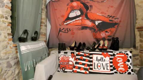 sarettaladiavoletta online show from January 8, 3:29 pm