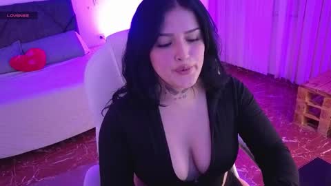 Sari  online show from February 23, 9:06 pm