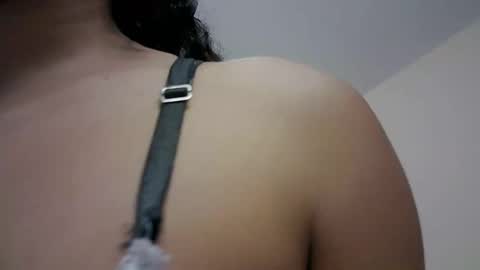 Snapshot of sarisha__ chatting on March 4, 8:35 am Sarisha online show from March 4, 8:35 am