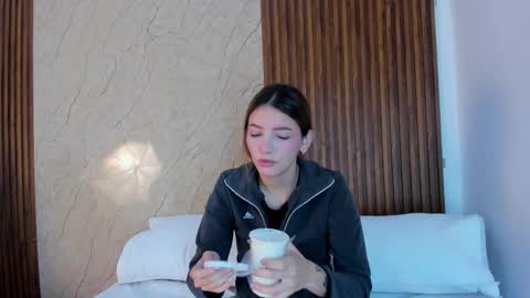  SARIYA Y ALEXIS  online show from February 23, 11:23 am