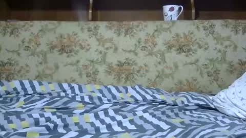 Snapshot of sarraella chatting on October 26, 8:15 am Sarra online show from October 26, 8:15 am