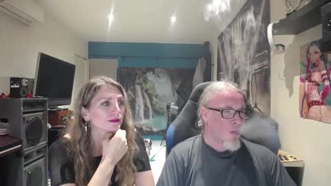 Giselle and Jay online show from October 17, 7:18 pm