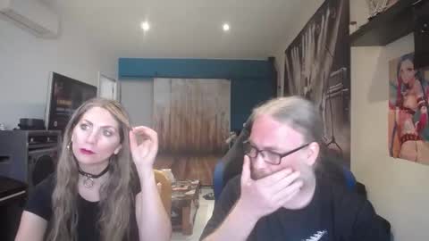 Giselle and Jay online show from October 1, 8:13 am